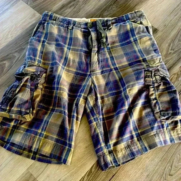 Trailer Madres Shorts, 34. Cool Dad, Eclectic Father, Ladcore, Gen Z, Queer Eye - Picture 2 of 8